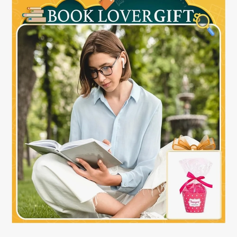 Pink Reading Cupcake Socks